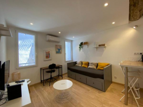 FANNY wifi climatisé tout à pieds 4 personnes